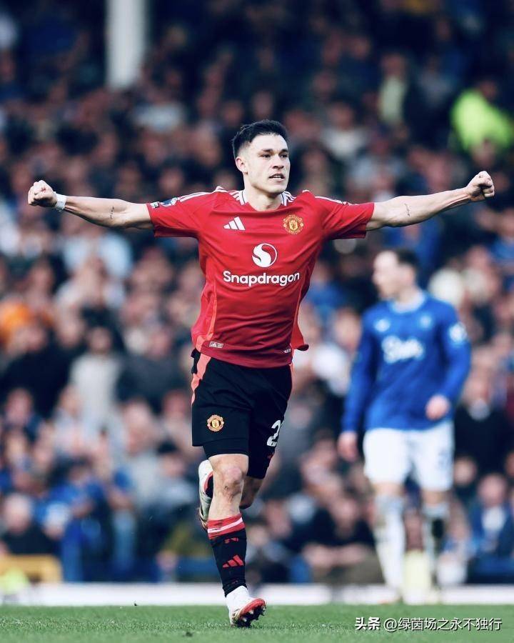 曼联:5000万法甲抢断王成为废柴,身价暴跌,已被阿莫林已经放弃